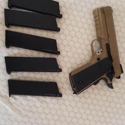 WE 1911 Meu ir WE m9