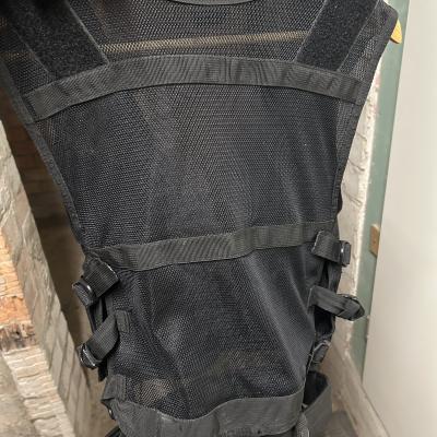 Taktinė liemenė M dydis, su diržu