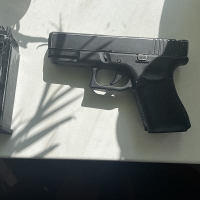 We glock 19 green gass