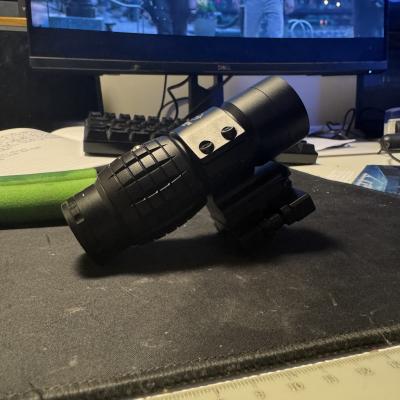 Theta optics magnifier/priartintojas