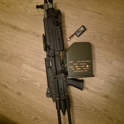 A&K  FN M249 Paratrooper Full metal